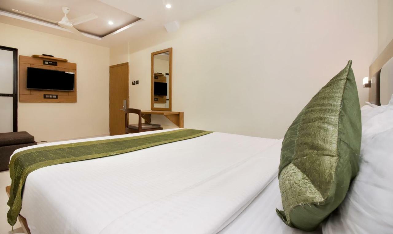 Hotel Residency Park Bombay Eksteriør billede